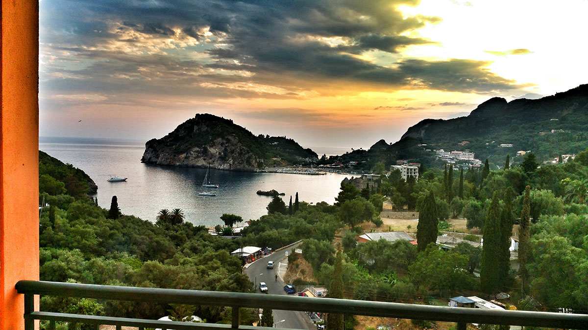 CNic Paleo Art Nouveau